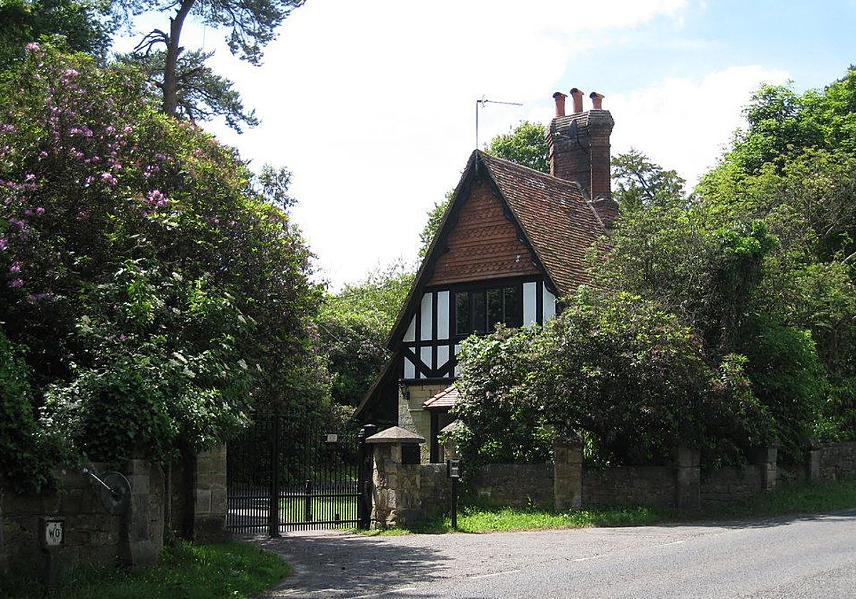 La entrada de Seacox Heath, el castillo británico en el centro de la polémica