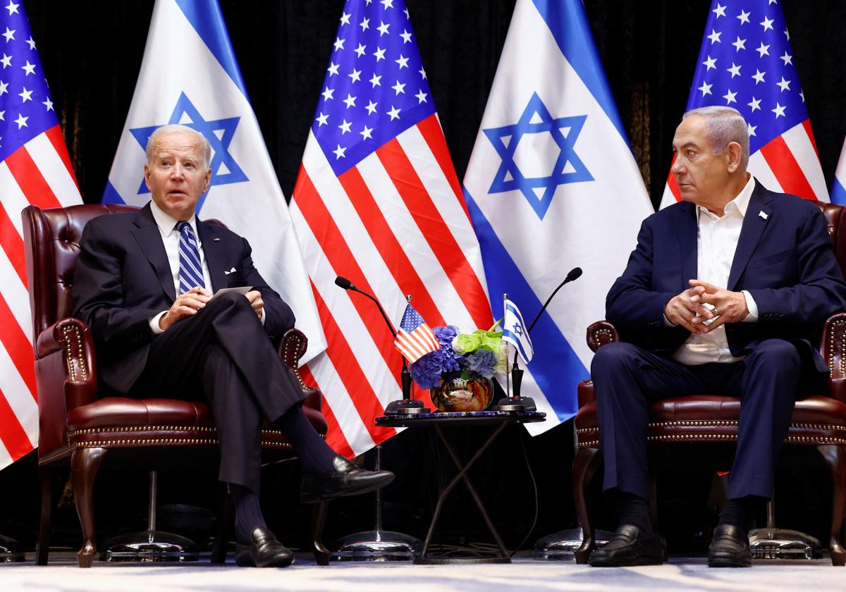 Joe Biden y el Primer Ministro israelí, Benjamin Netanyahu durante su reunión en octubre de 2023