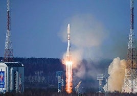 Estados Unidos acusa a Rusia de desplegar un «arma espacial» y ponerla en la órbita de uno de sus satélites