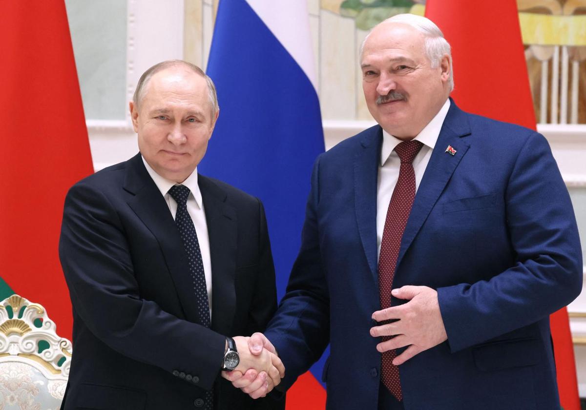 El presidente ruso Vladimir Putin y el presidente bielorruso Alexander Lukashenko