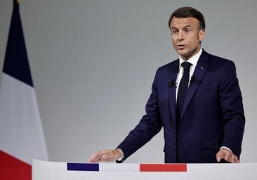 Macron pide a los partidos rivales formar un pacto electoral contra la extrema derecha