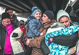 La Casa Blanca asegura que Rusia está incluyendo a niños ucranianos deportados en páginas web de adopción