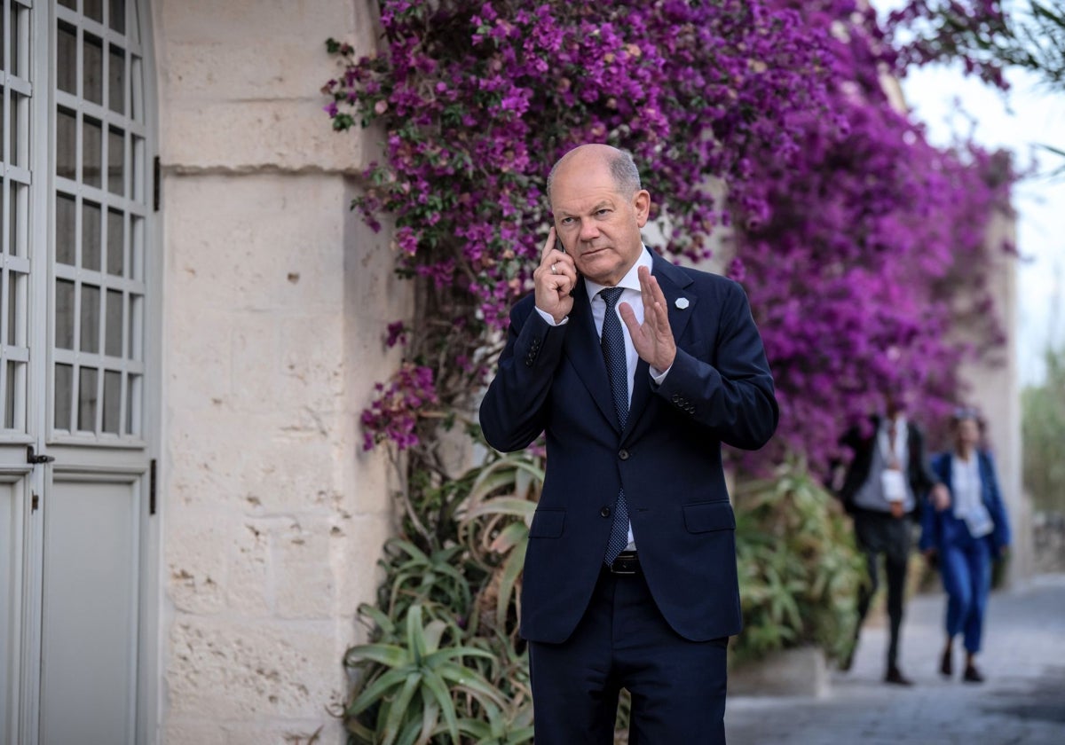 El canciller alemán, Olaf Scholz, durante la reunión del G7