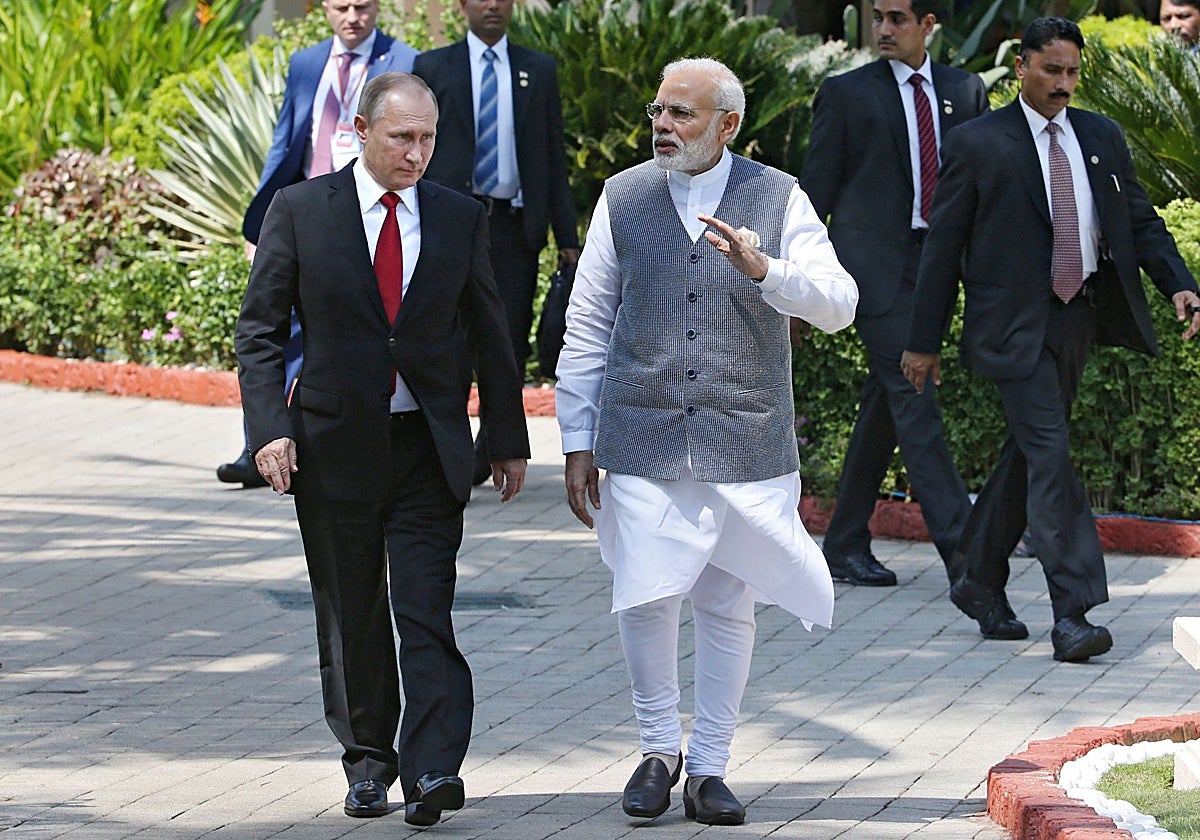 Putin y Modi durante una reunión en Goa, India, en 2016