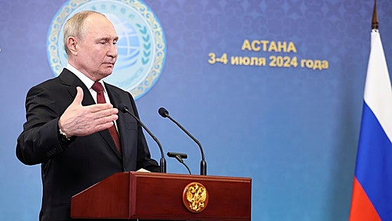 Putin toma en serio la «voluntad de acabar la guerra» en Ucrania de Trump aunque mantiene su preferencia por Biden