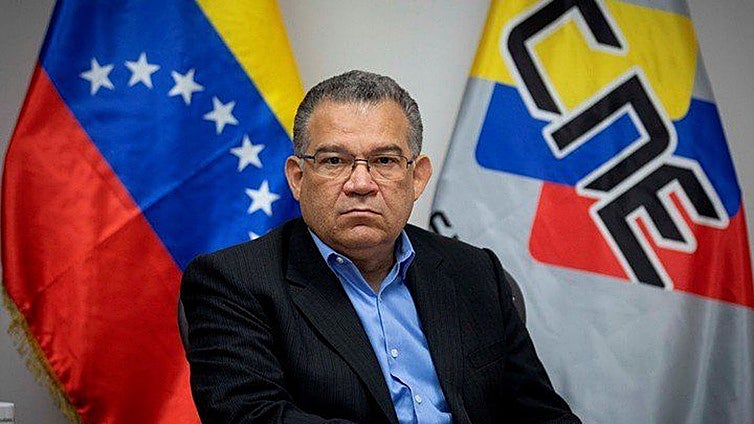 Enrique Márquez, exvicepresidente del órgano electoral:  «Un voto masivo contra Maduro evitará la manipulación de resultados»