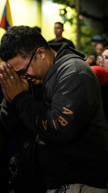 Partidarios de la oposición venezolana lamentan los presuntos resultados en Ciudad de México