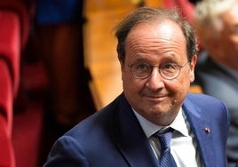 Hollande confirma que respaldará la moción de censura contra Barnier y su «Gobierno de derechas»
