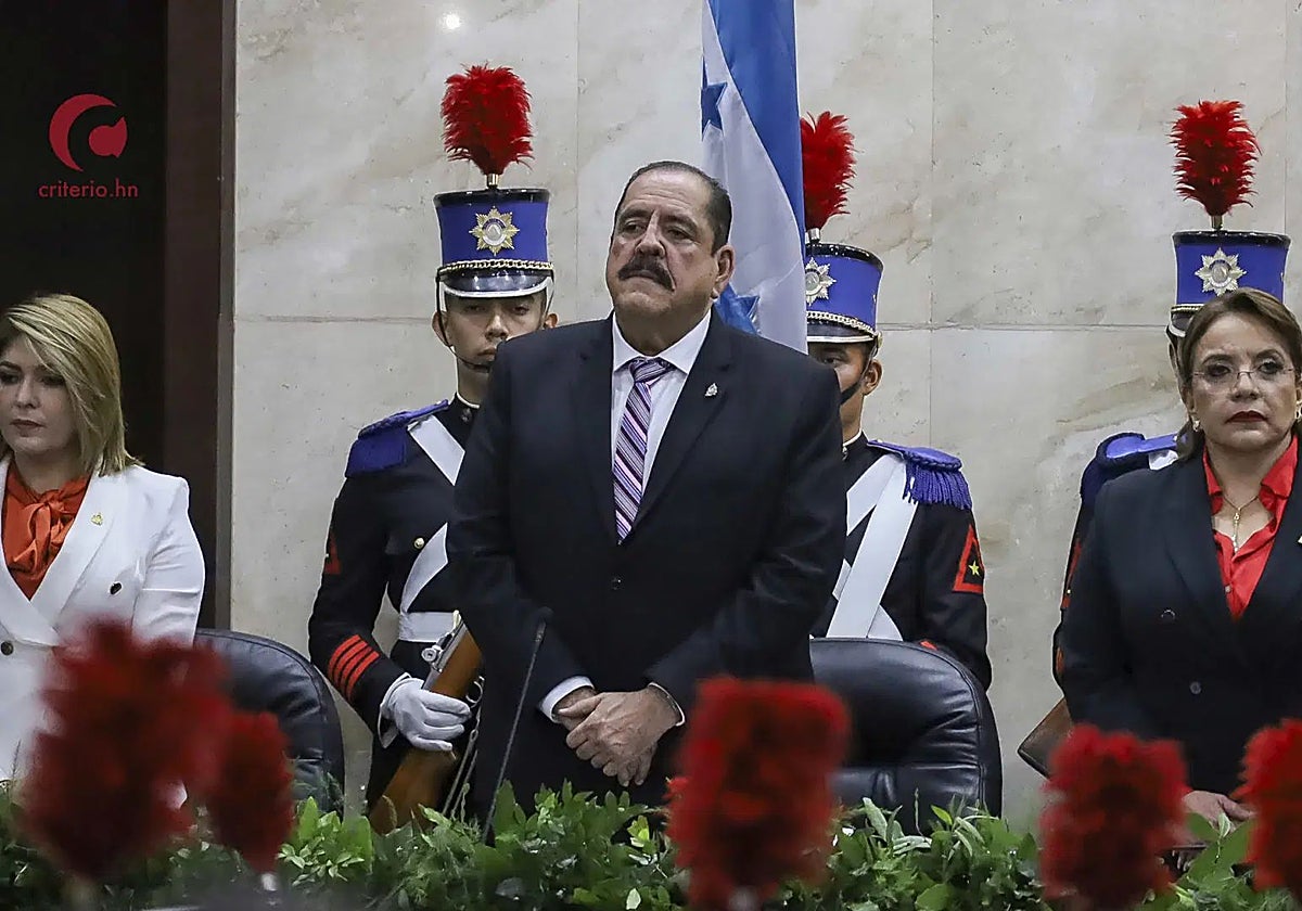 Carlos Zelaya y la presidenta de Honduras, Xiomara Castro