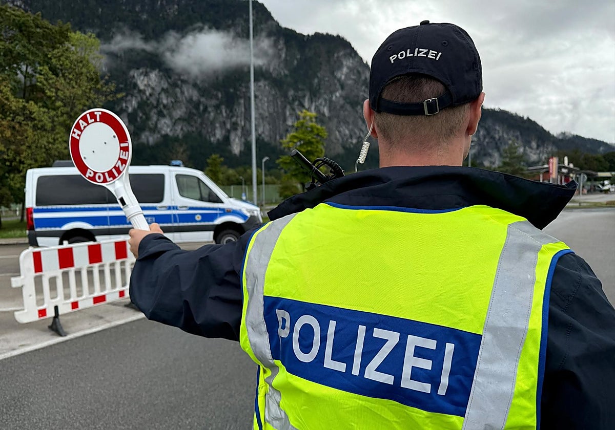 La policía alemana lleva a cabo controles aleatorios en la frontera con Austria