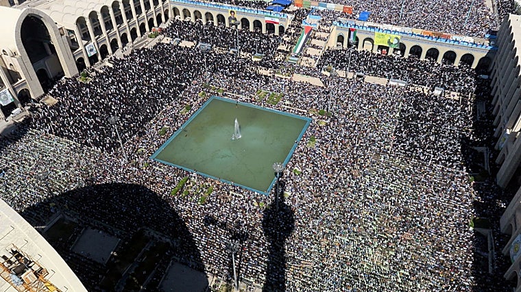 Ceremonia conmemorativa del fallecido líder de Hizbolá, Nasralá, en Teherán
