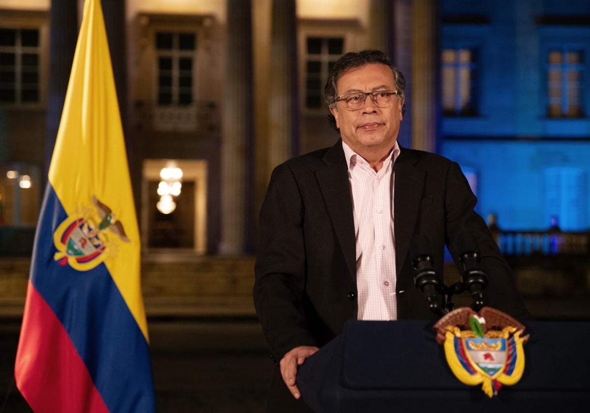 Gustavo Petro, durante una alocución televisada en Bogotá