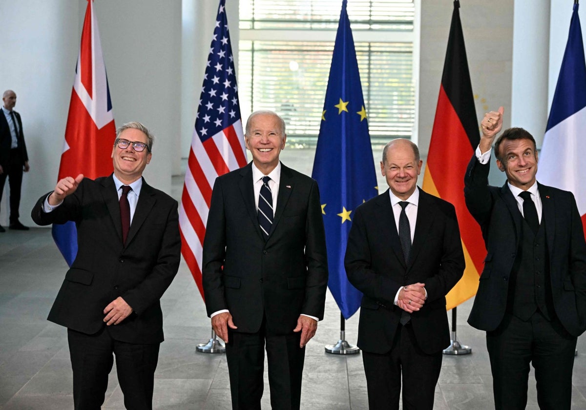 El primer ministro británico, Keir Starmer, el presidente estadounidense , Joe Biden , el canciller alemán, Olaf Scholz, y el presidente francés, Emmanuel Macron