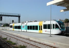 Un jefe de estación hace circular por error un tren de cercanías por la vía del metro en Grecia