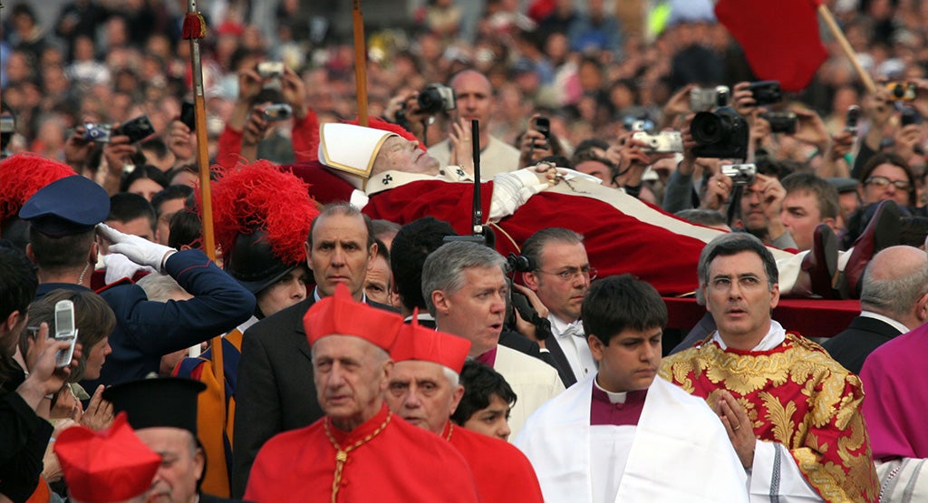 Funeral del Papa Juan Pablo II en El Vaticano (2005)