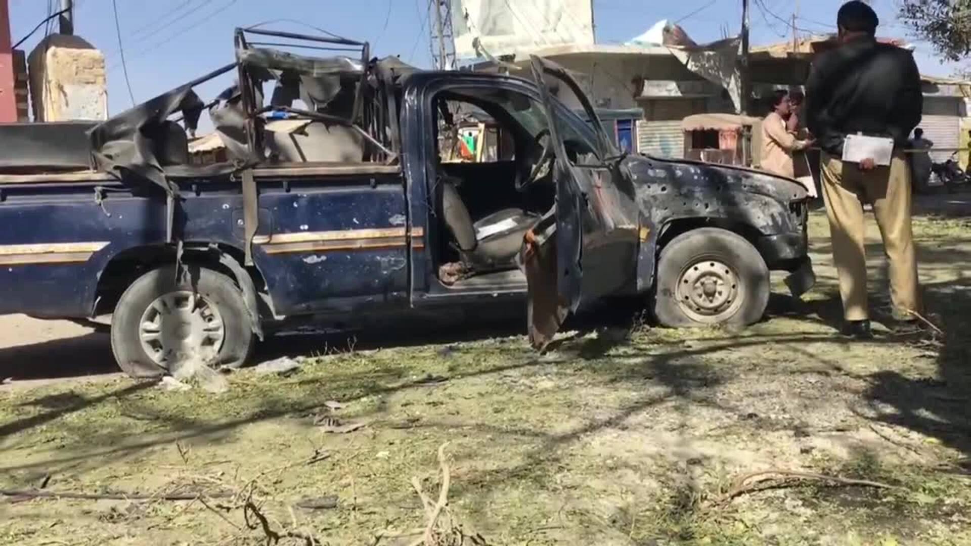 Al menos 7 muertos y 15 heridos en un atentado frente a un instituto en ...