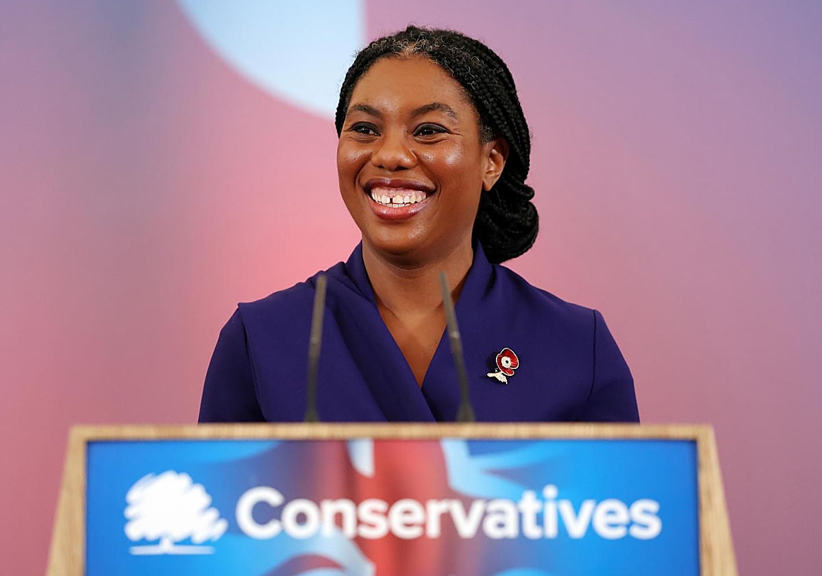 Kemi Badenoch tras ser elegida nueva líder de los 'tories'