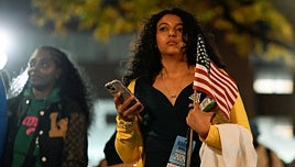 Harris se hundió al perder apoyos de mujeres, negros e hispanos