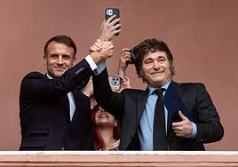 Macron se reúne con Milei en Buenos Aires en busca de negocios y acuerdos