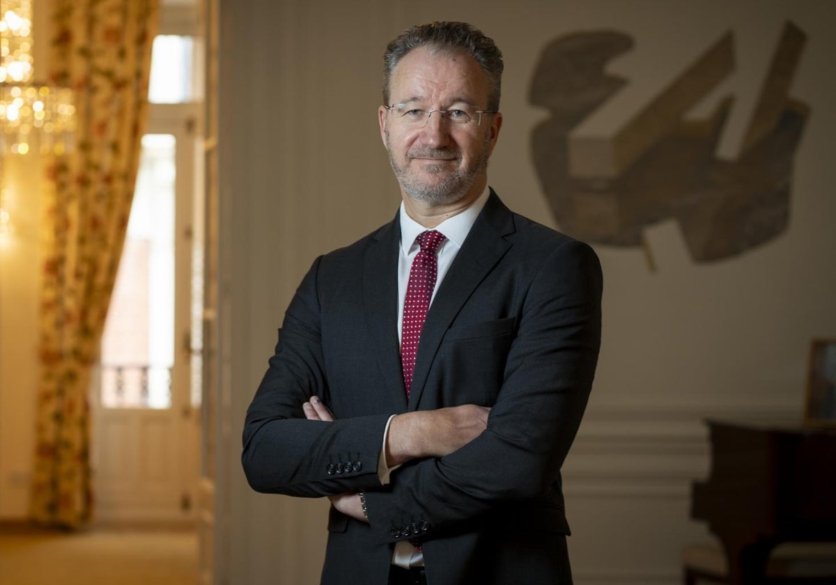 Per-Arne Hjelmborn, embajador de Suecia en España, en su residencia de Madrid