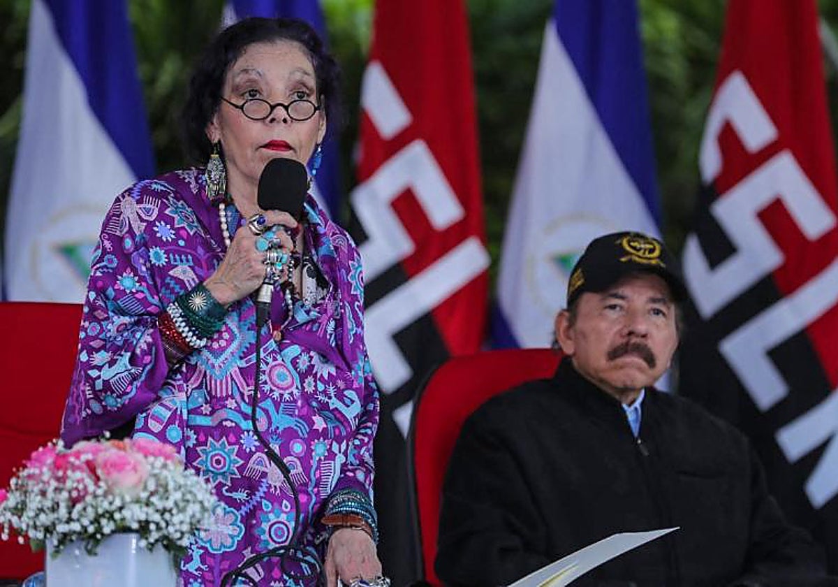 El dictador de Nicaragua, Daniel Ortega, y su esposa Rosario Murillo