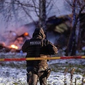 España y Alemania investigan si hubo sabotaje en el avión que se estrelló en Lituania y en el que ha muerto un piloto español
