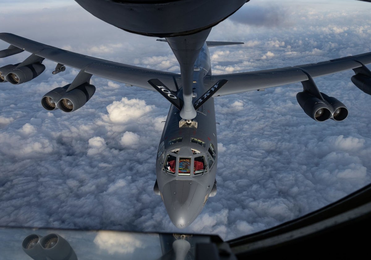 Imagen de archivo de bombarderos B-52 de la Fuerza Aérea de EE.UU.