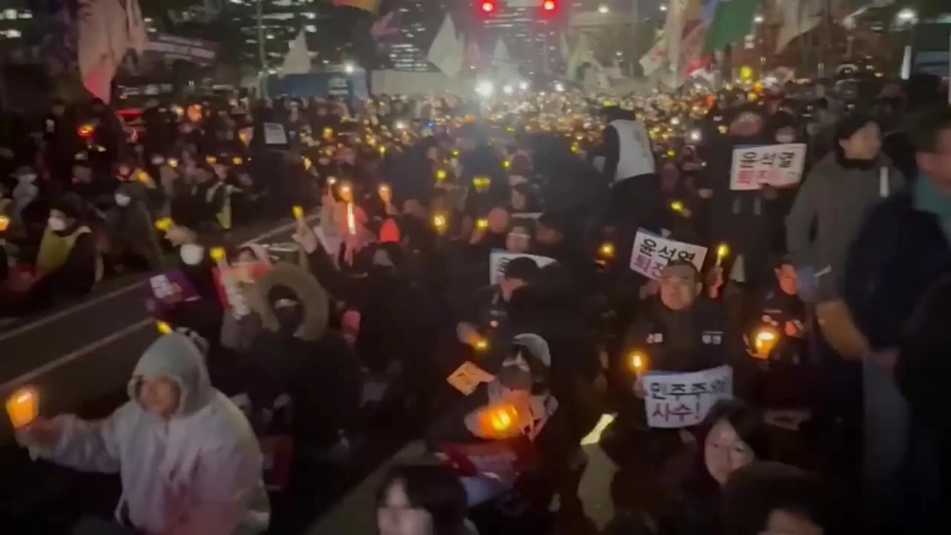 Masivas Protestas En Corea Del Sur Piden La Destitución Del Presidente ...