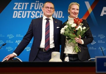 La ultraderecha de AfD se lanza a por una Alemania fuera del euro