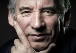 François Bayrou, el decano de los camaleones políticos