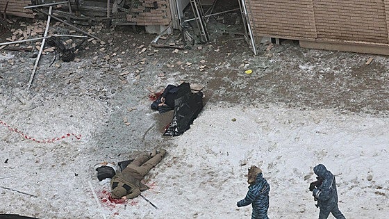 Un detenido confeso, reclutado por Ucrania, 100.000 dólares y residencia en Europa... Lo que se sabe sobre el asesinato del 'señor de la guerra nuclear y química' ruso Kirilov