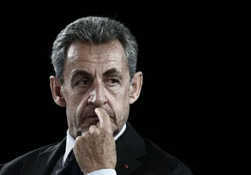 Sarkozy tendrá que llevar una pulsera electrónica de vigilancia para evitar la cárcel