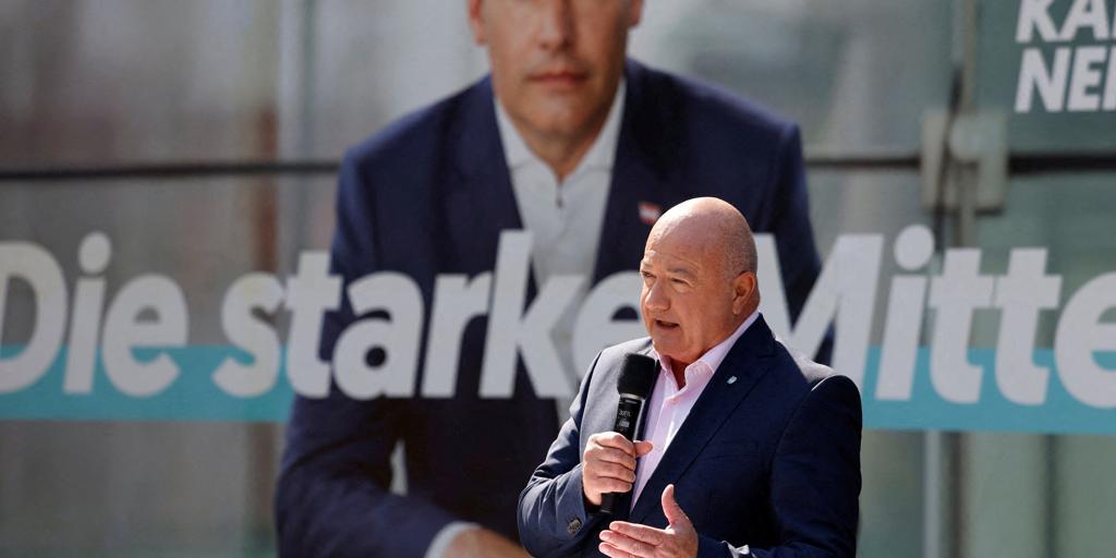 Austria Conservatives Consider Far-Right Coalition