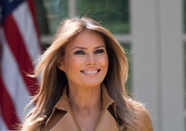 Melania Trump también regresa, y esta vez se muda el primer día