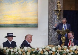 El menú del primer almuerzo oficial del segundo mandato de Trump: pastel de cangrejo, filete de angus y terrina helada de manzana