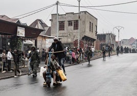 Ataques contra las embajadas de EE.UU. y Francia en R.D. del Congo tras la ofensiva de rebeldes ruandeses