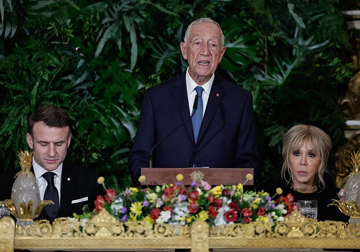 El presidente de Portugal, Marcelo Rebelo de Sousa, junto a su homólogo, Emmanuel Macron