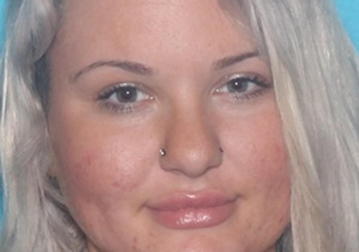 Detenida una mujer por intentar contratar a un sicario en Tinder para matar a su exnovio y a la hija de este