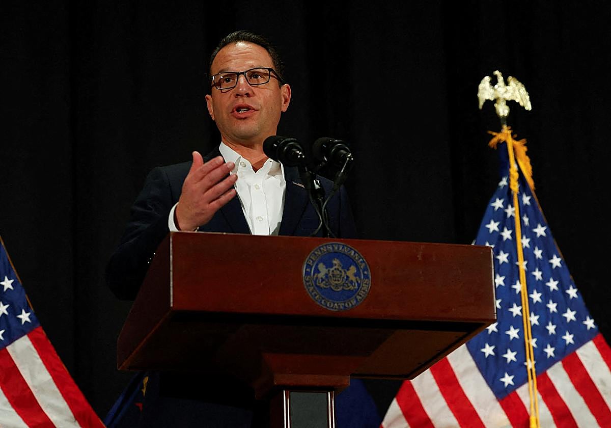 El gobernador de Pensilvania, Josh Saphiro, en una imagen de archivo