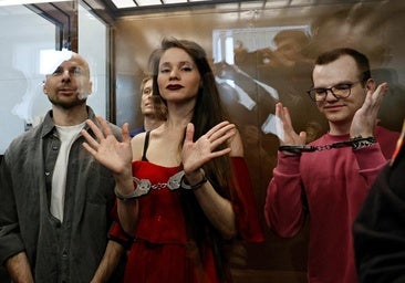 Cinco años y medio de prisión para los periodistas colaboradores de Navalni