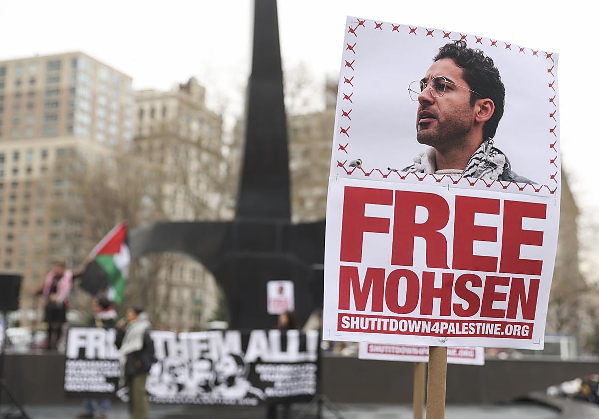 Protesta en Nueva York contra la detención de Mohsen Mahdawi