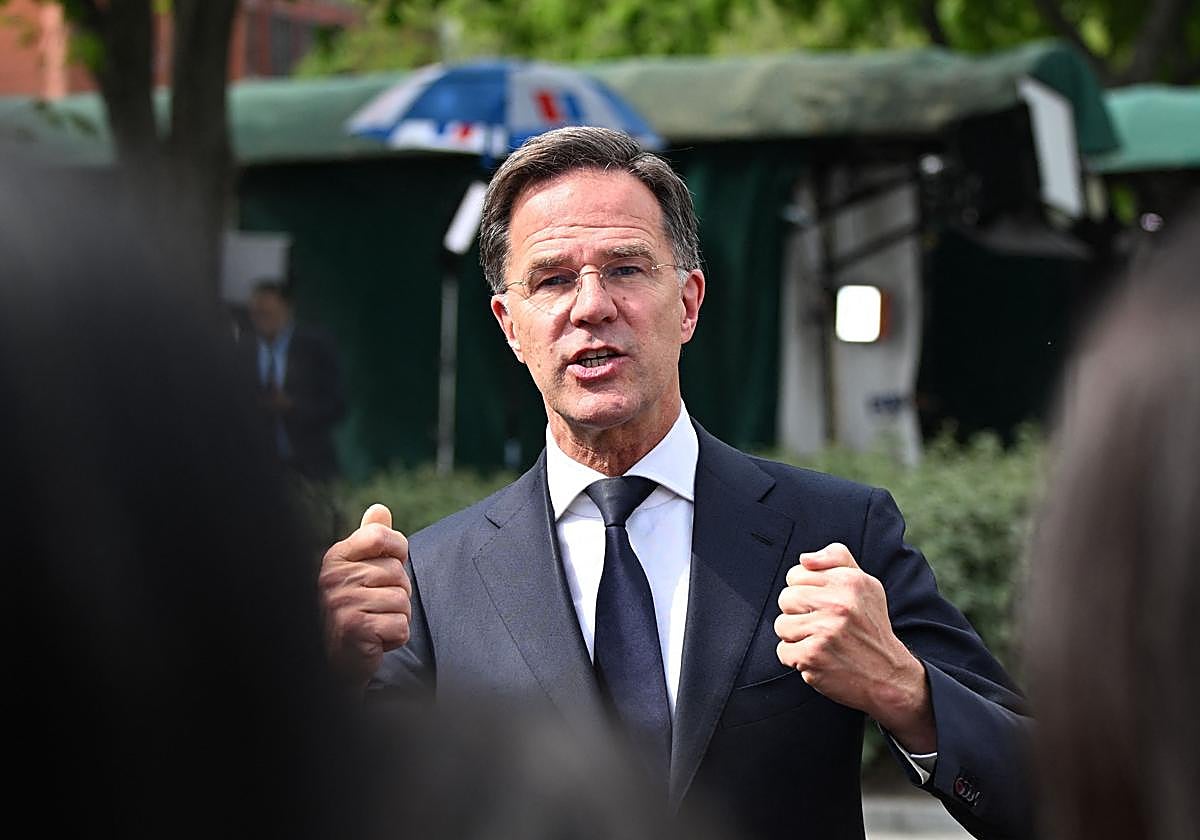 El secretario general de la OTAN visita a Trump y dice que el gasto militar debe subir a más del 3% del PIB