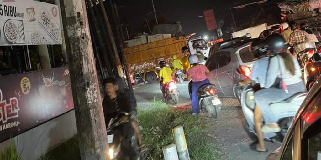 Un apagón deja sin electricidad a la isla de Bali, Indonesia