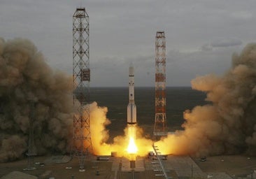 EE.UU. vigila los movimientos erráticos de un satélite vinculado al programa nuclear ruso que podría estar fuera de control