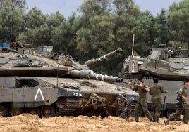 Israel moviliza a sus reservistas para tomar el control de toda la franja de Gaza