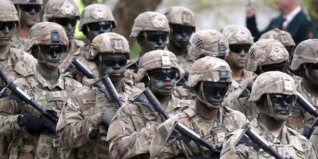 El Supremo de EE.UU. ratifica la prohibición de Trump contra las personas trans en el Ejército