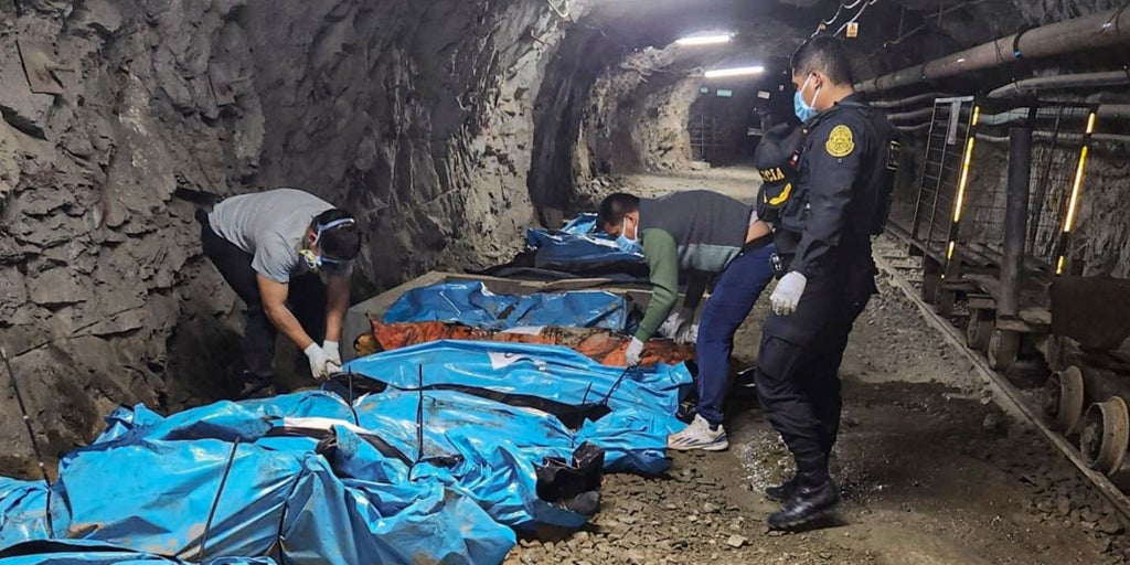 El Gobierno de Dina Boluarte, en jaque tras la masacre que se cobra la vida de 13 mineros en Perú