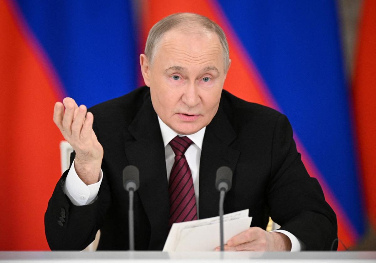El presidente ruso, Vladimir Putin, da una declaración a los medios de comunicación en Moscú
