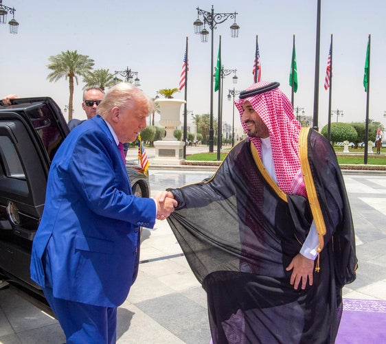Arabia Saudí se gana a Trump con la mayor compra de armamento de la historia