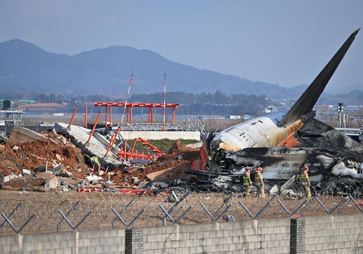 Imagen del estado del avión tras el impacto en el accidente aéreo de Corea del Sur en una foto de archivo